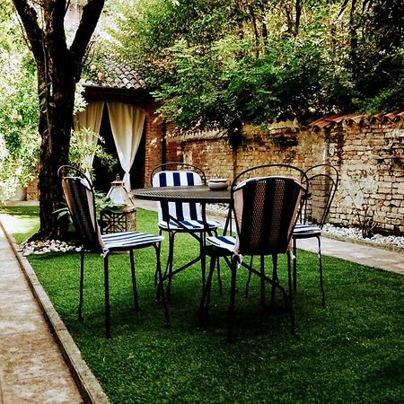 Villa Garden Vittoria Cremona Exterior foto